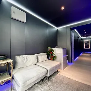 Ueno正和ビル Appartement